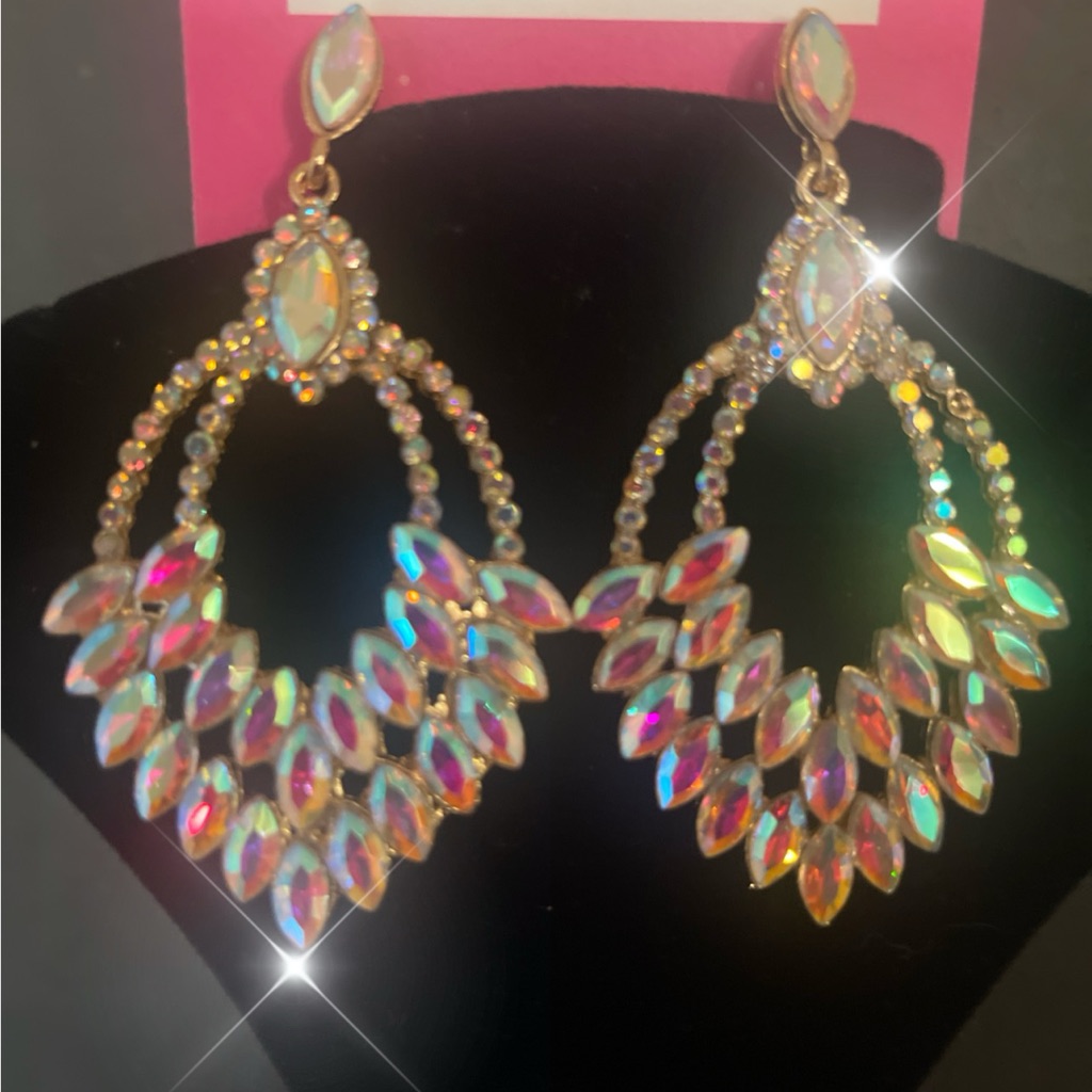 Elegant Iridescent Drop Earrings